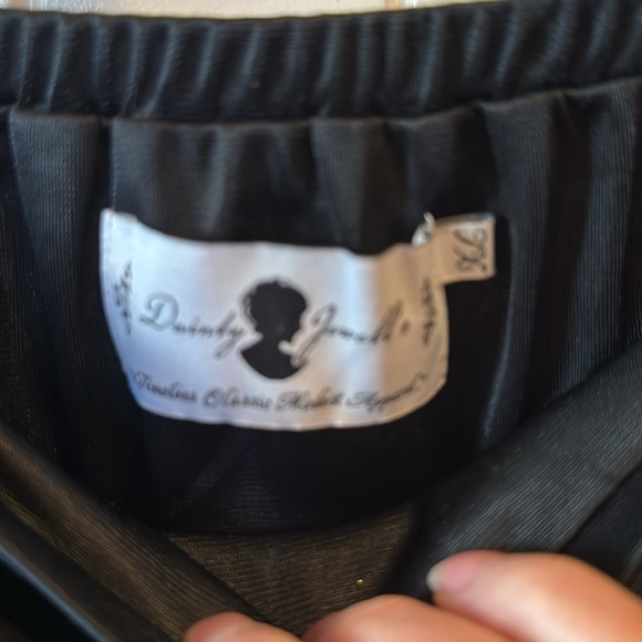 Dainty Jewells Black Slip Extender - Picture 3 of 3